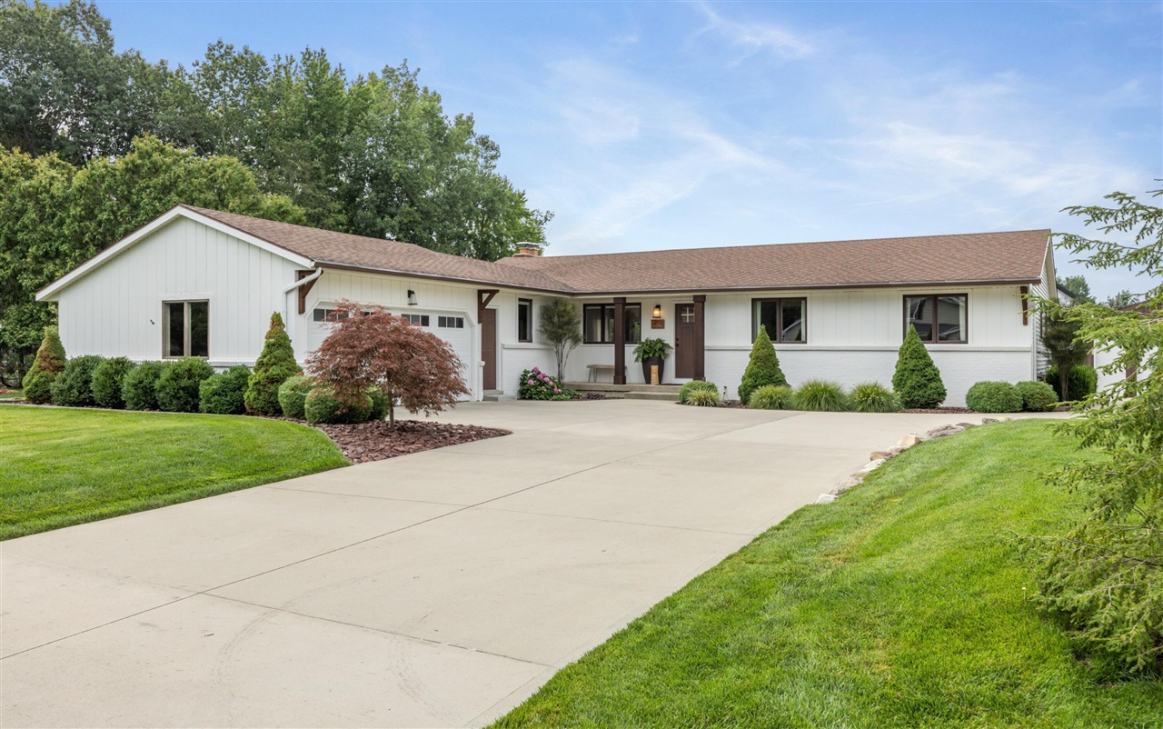 1st image of 4074 Imperial Dr, Grand Rapids, MI 49534 | MLS# 70552020