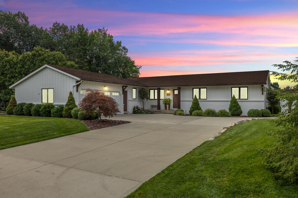 2nd image of 4074 Imperial Dr, Grand Rapids, MI 49534 | MLS# 70552020