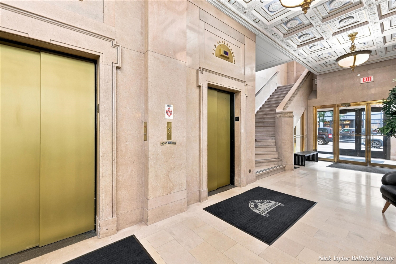 Listing Photo 4 - Condo for sale in building located at 60 Monroe Ctr St, Grand Rapids, MI 49503 - Unit #7C