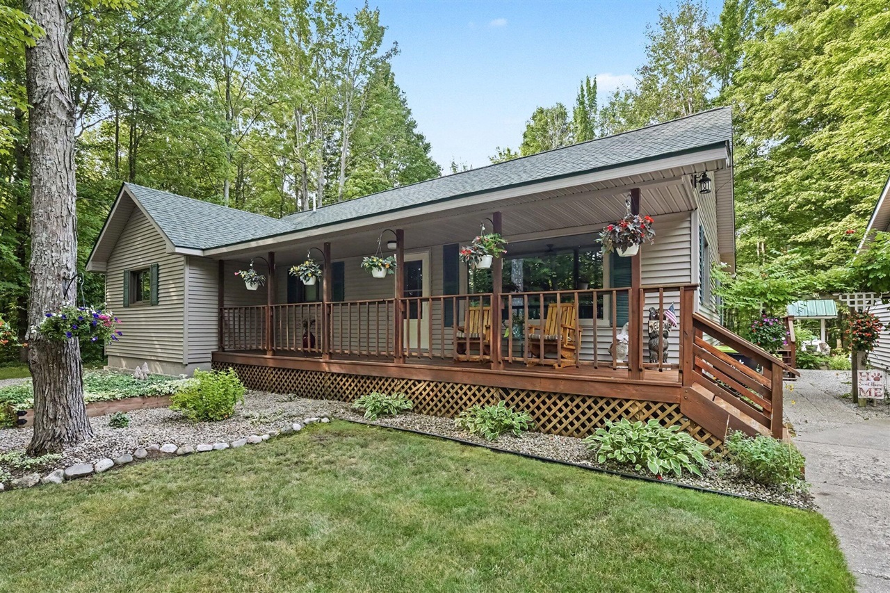 3rd image of 3265 M 72, Kalkaska, MI 49646 | MLS# 70552045