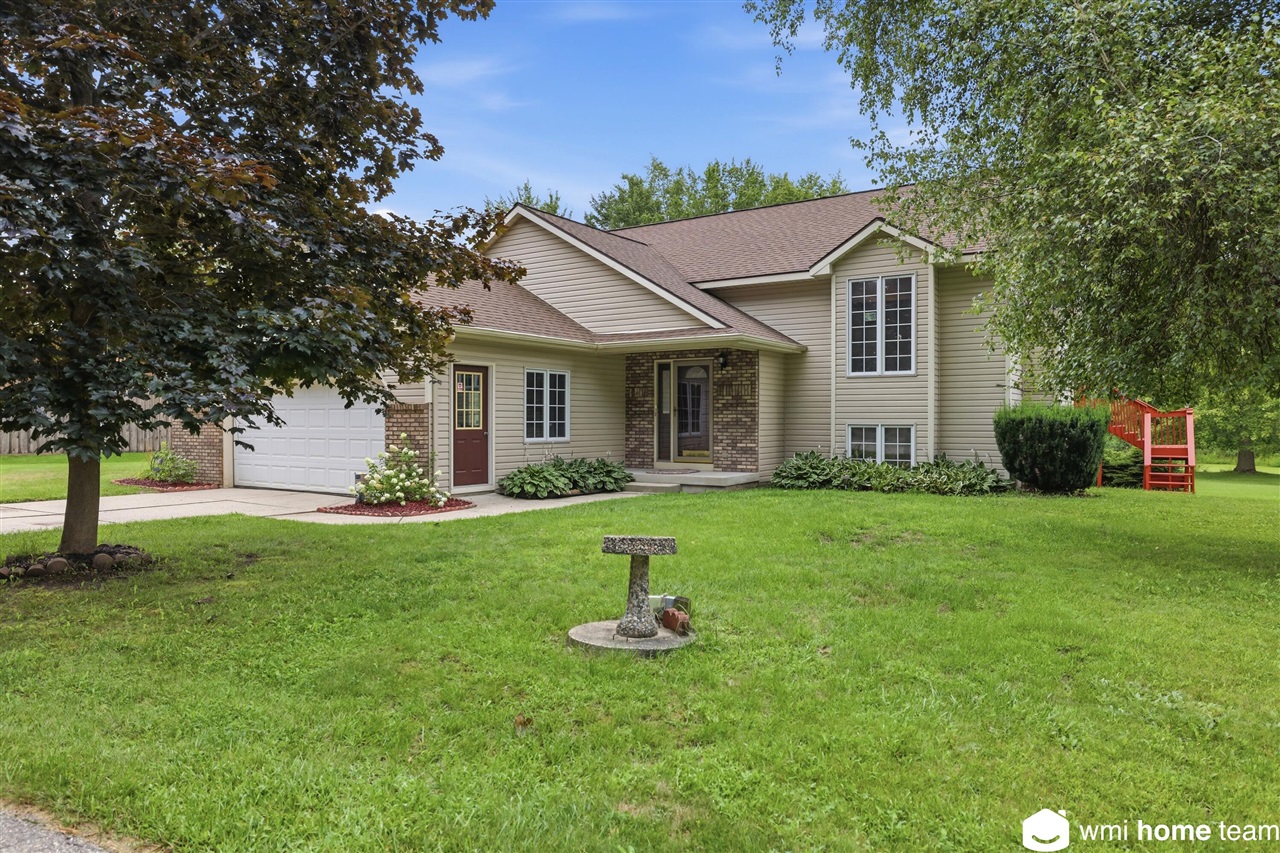 1st image of 5303 Tiffany Ave, Rockford, MI 49341 | MLS# 70552053