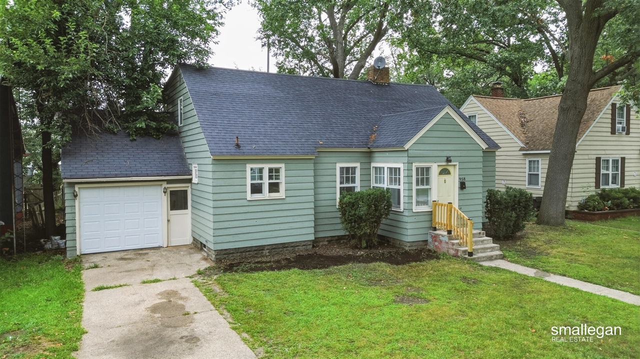 Photo 1 of Single family home for sale at 958 Ada Ave, Muskegon, MI 49442 | MLS# 70552056 | Listing updated on 2026-10-05