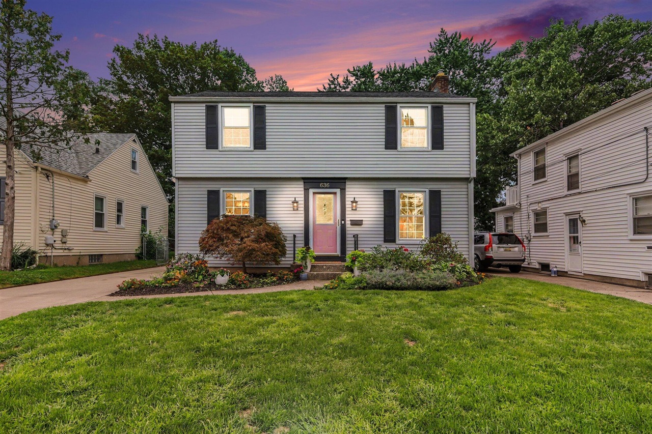 1st image of 636 Hoyt St, Grand Rapids, MI 49507 | MLS# 70552087