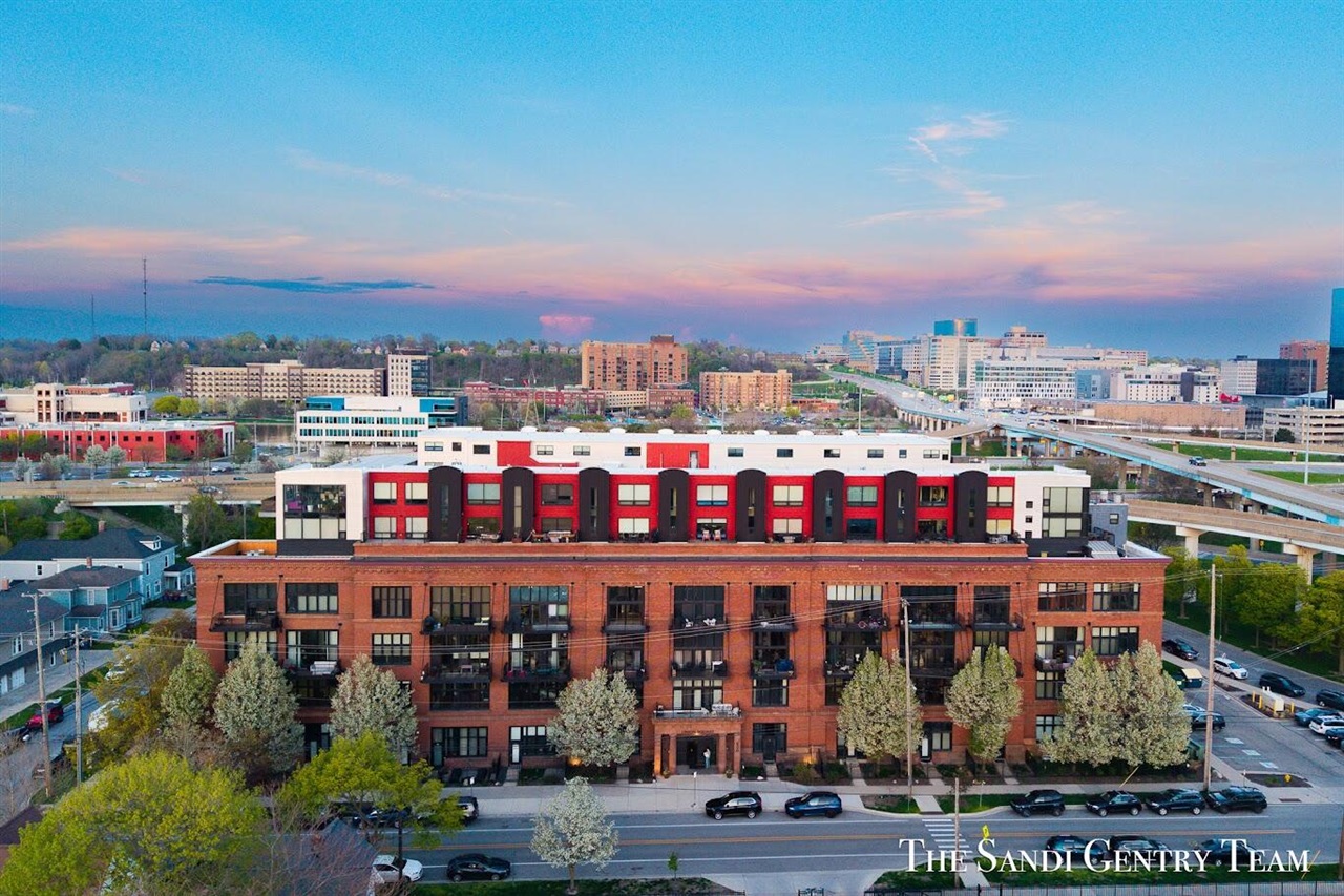 Photo 2 of Condo for sale at 600 Broadway Ave #230, Grand Rapids, MI 49504 | MLS# 70552101 | Listing updated on 2026-10-07