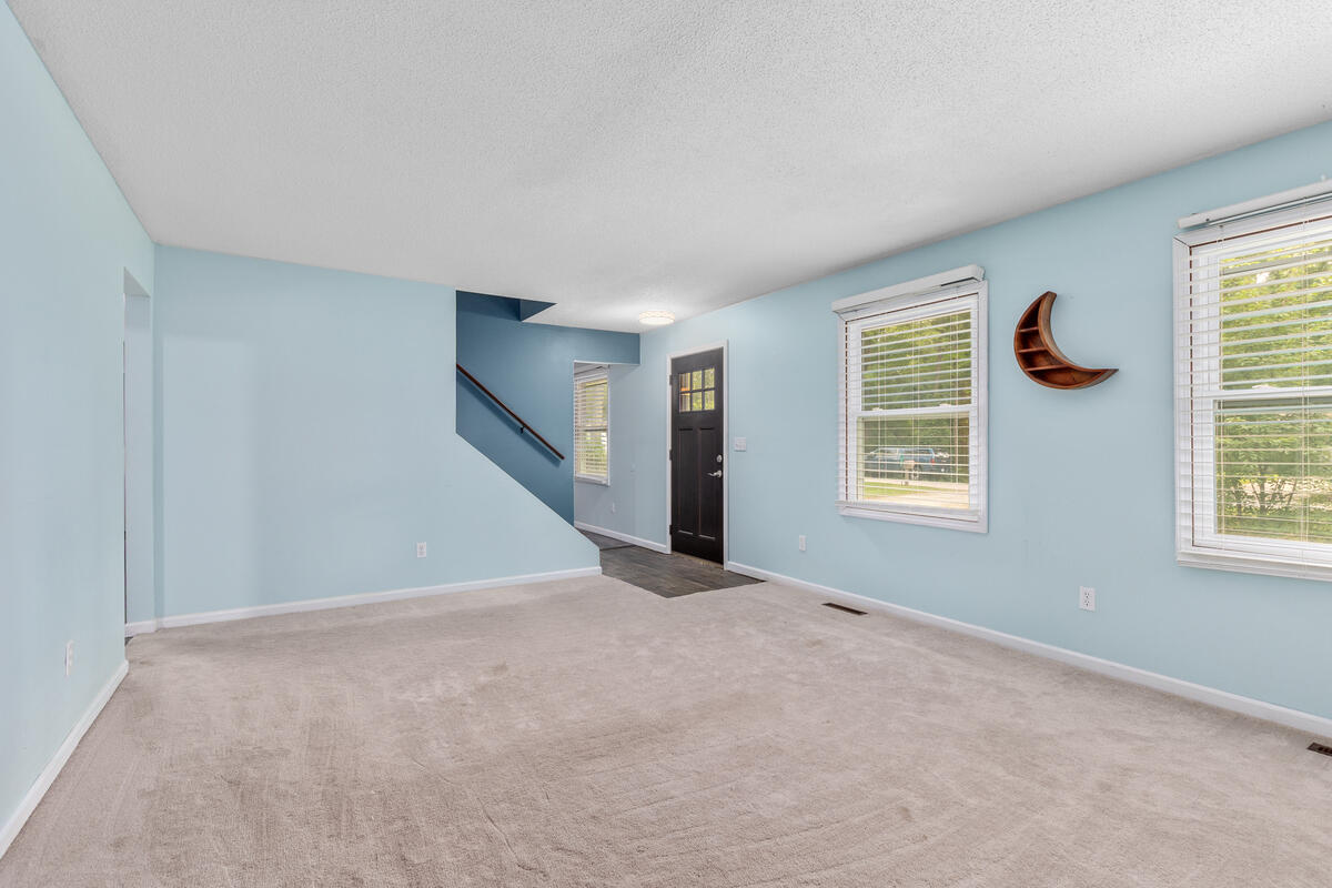 4th image of 140 W Oak St, Fruitport, MI 49415 | MLS# 70552118