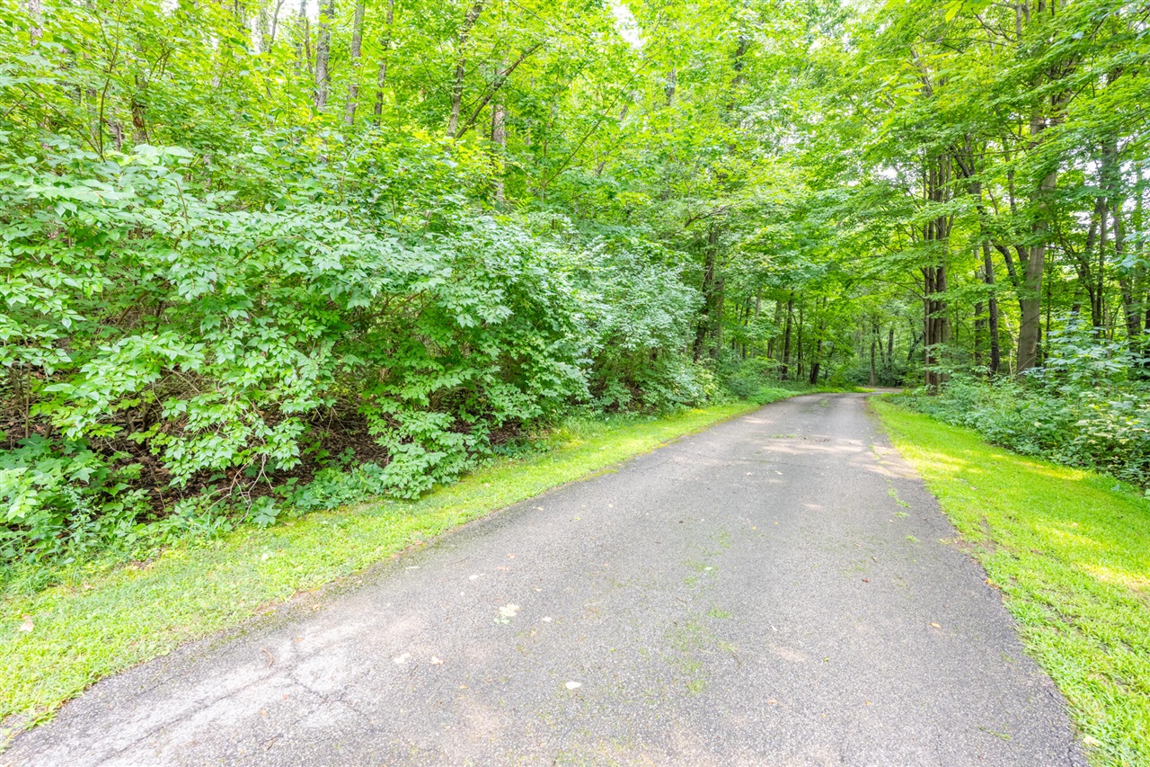 3rd image of 9254 Garr Rd, Berrien Springs, MI 49103 | MLS# 70552139
