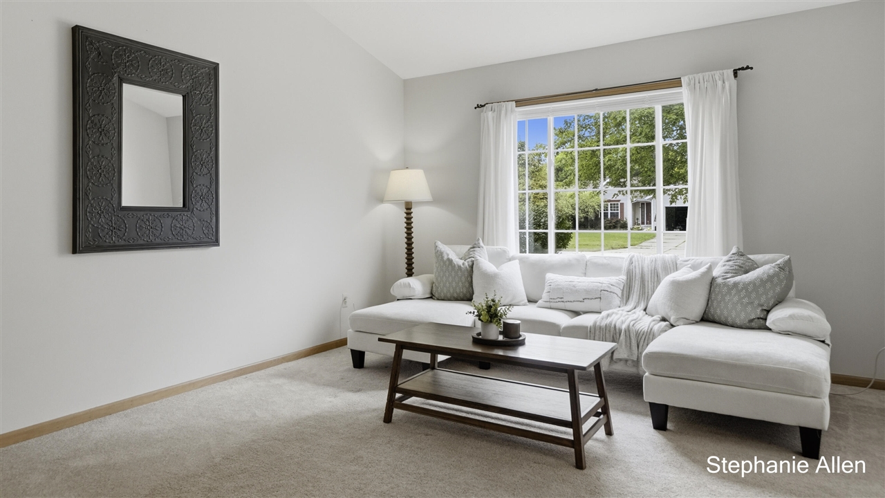 5th image of 663 Ridgefield Dr, Coopersville, MI 49404 | MLS# 70552158
