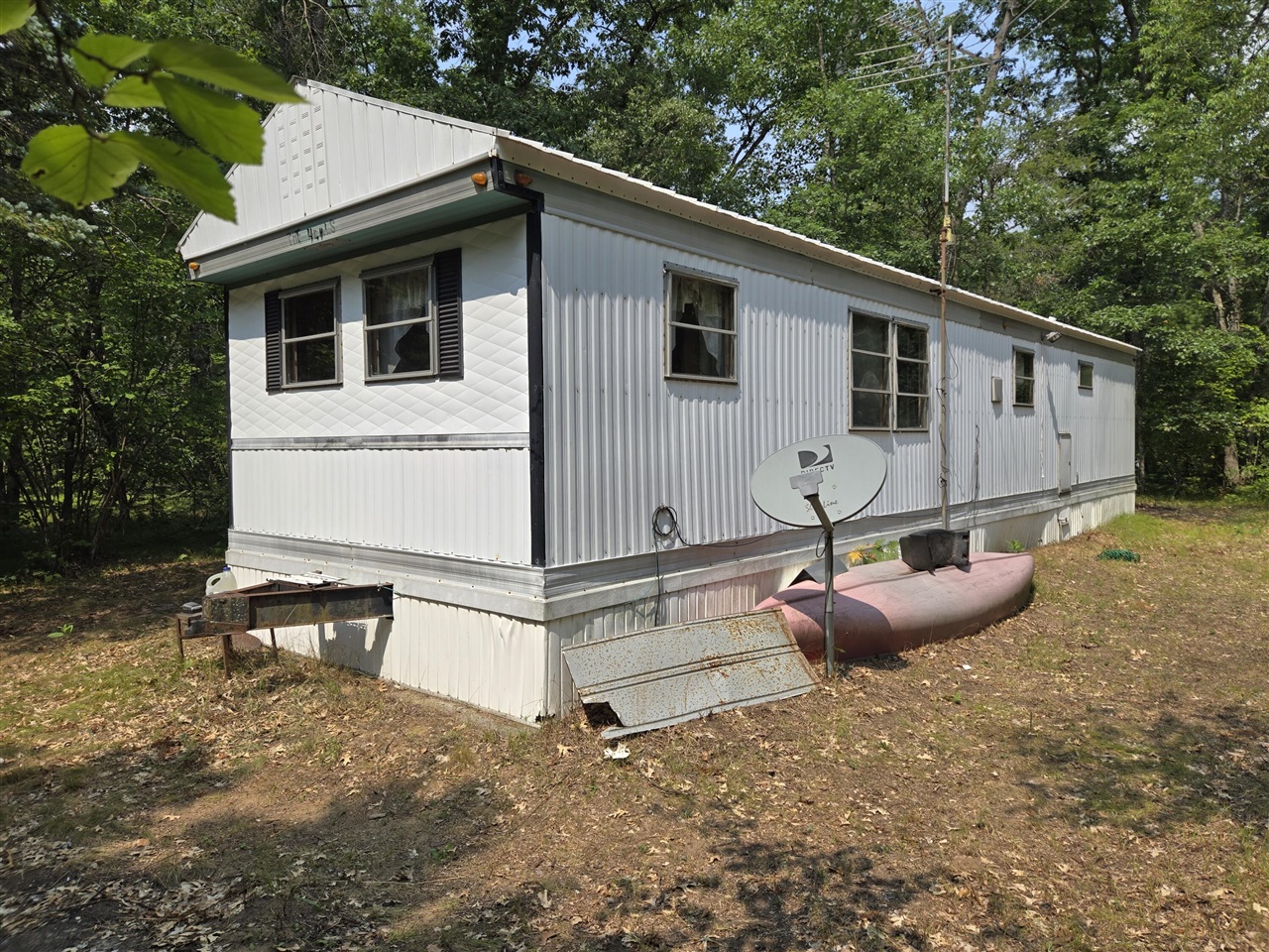 2nd image of 5140 S Kings Hwy, Chase, MI 49623 | MLS# 70552174