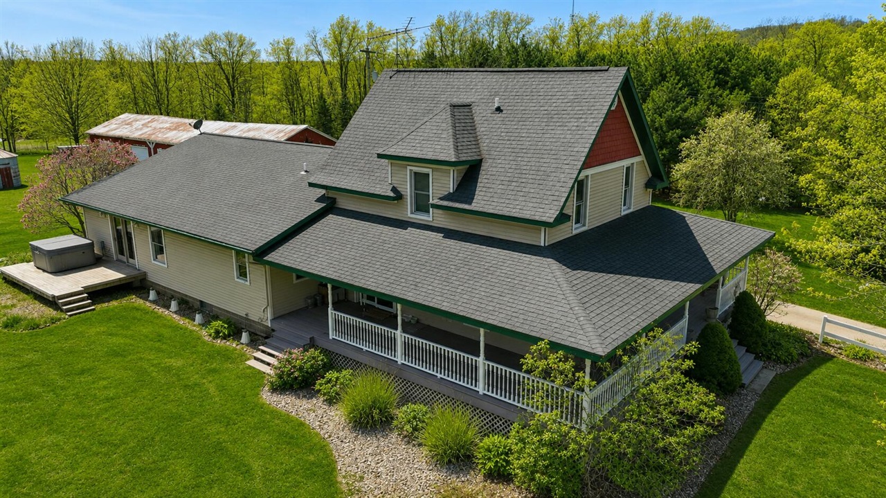 2nd image of 11481 Cressey Rd, Plainwell, MI 49080 | MLS# 70552192