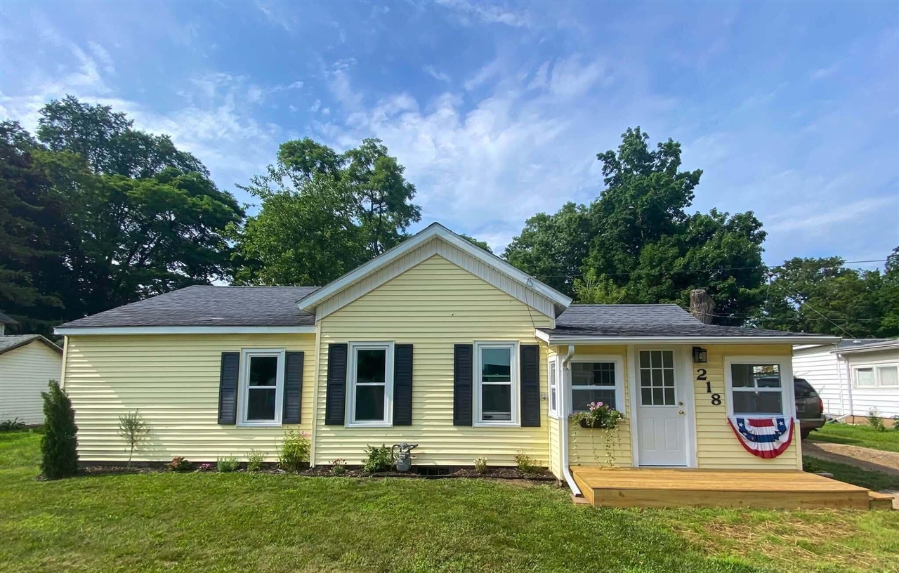 1st image of 218 W Market St, Centreville, MI 49032 | MLS# 70552215