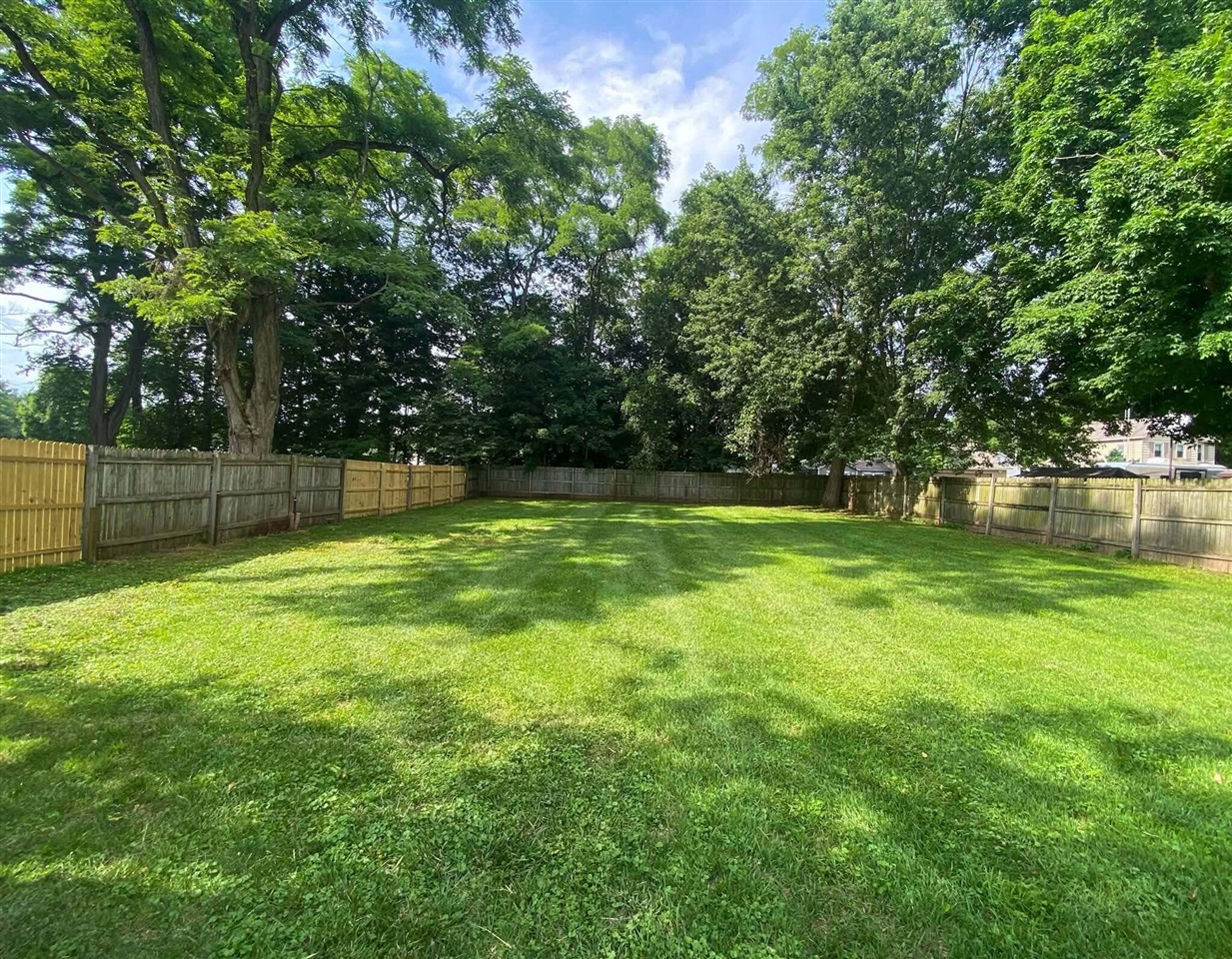 19th image of 218 W Market St, Centreville, MI 49032 | MLS# 70552215
