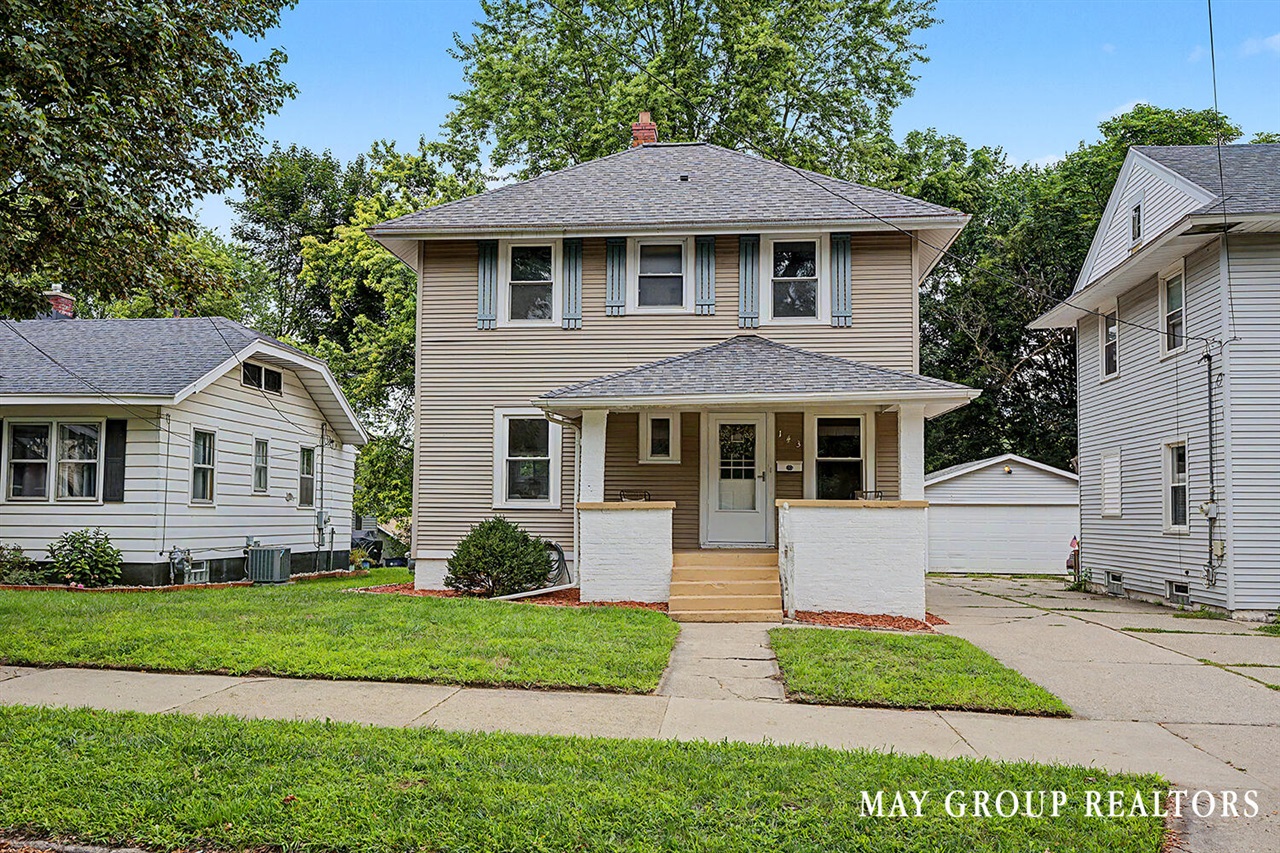 3rd image of 143 Burr Oak St, Grand Rapids, MI 49505 | MLS# 70552234