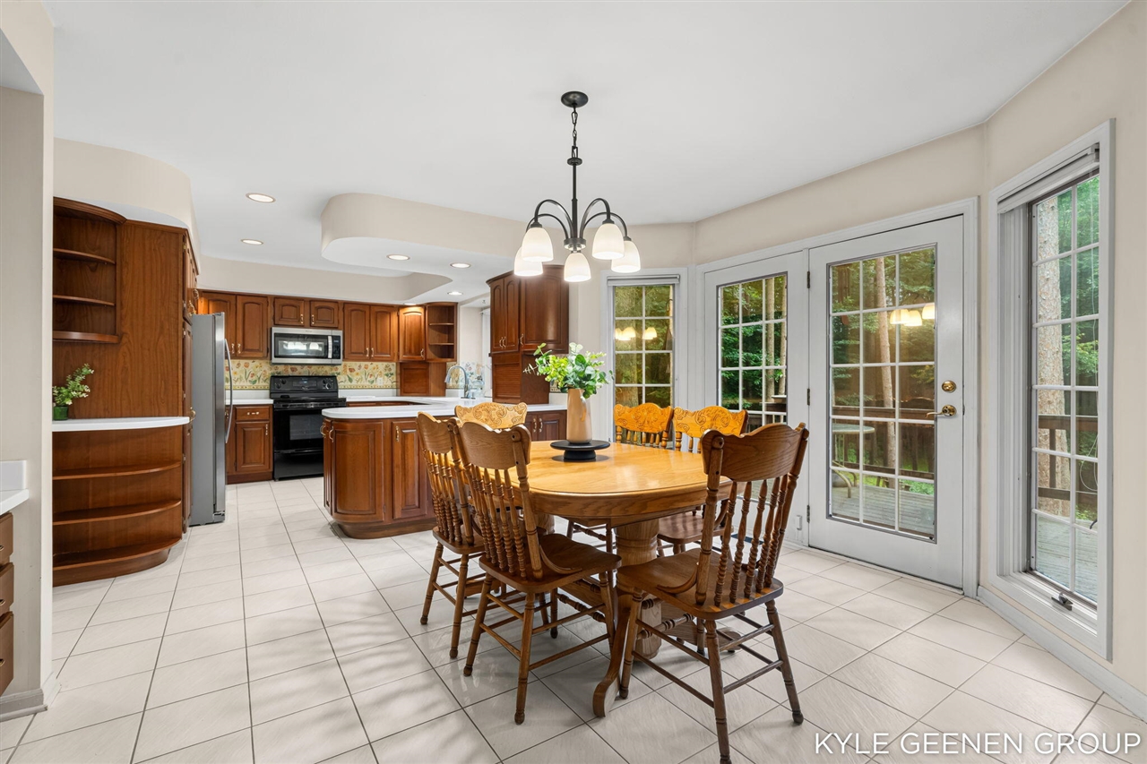 3rd image of 13469 Redbird Ln, Grand Haven, MI 49417 | MLS# 70552260