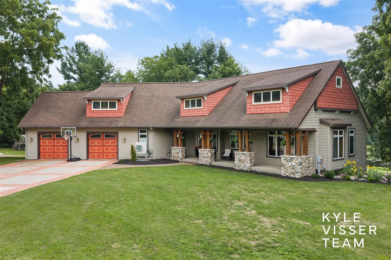 2nd image of 590 Talisman Dr, Lowell, MI 49331 | MLS# 70552263