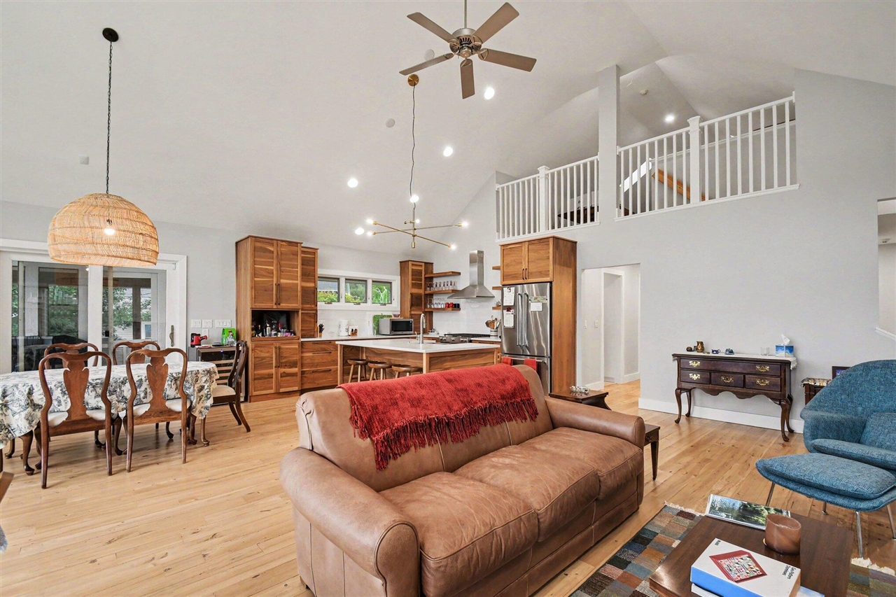 4th image of 66055 South Dr, Cassopolis, MI 49031 | MLS# 70552264