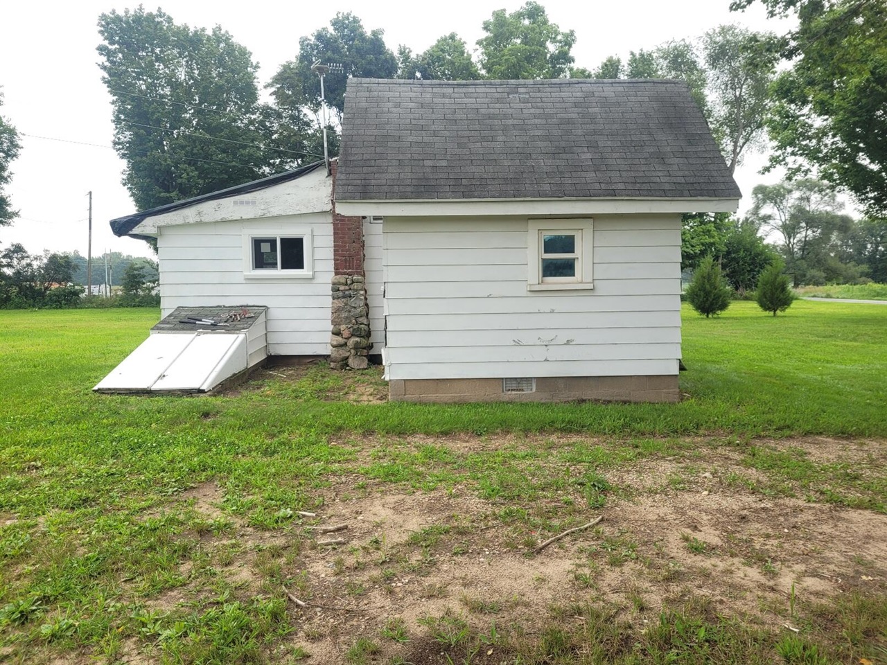 5th image of 37646 Paw Paw Rd, Paw Paw, MI 49079 | MLS# 70552266