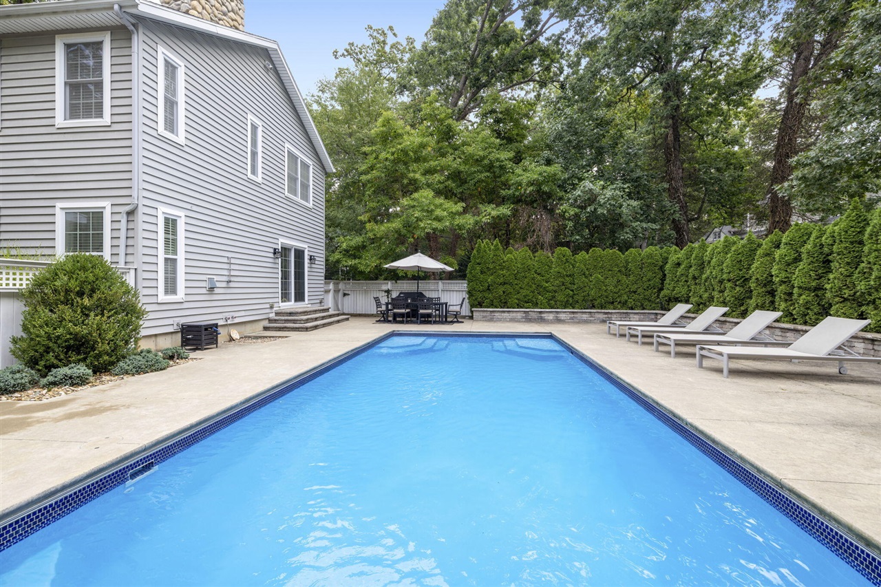 5th image of 49200 Golfview Ave, New Buffalo, MI 49117 | MLS# 70552270