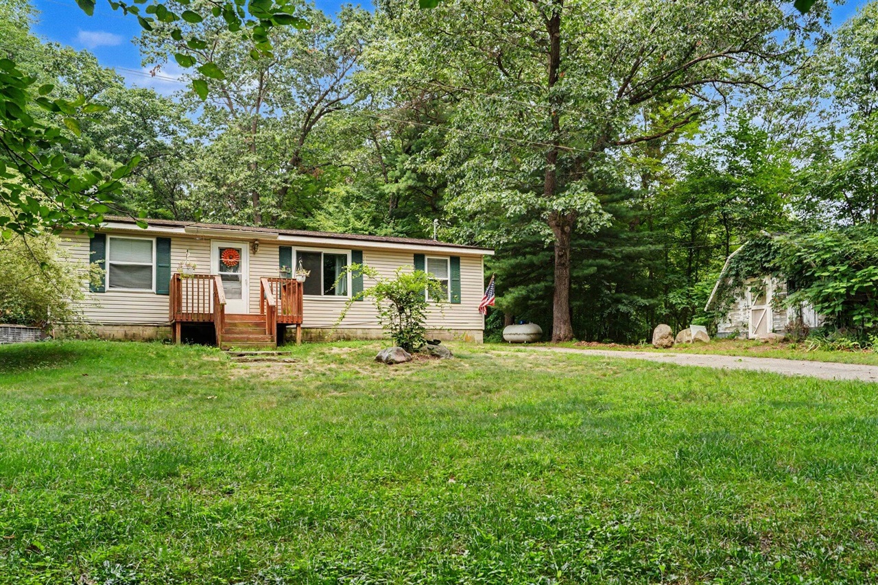 2nd image of 1225 S Briggs Rd, Middleville, MI 49333 | MLS# 70552278