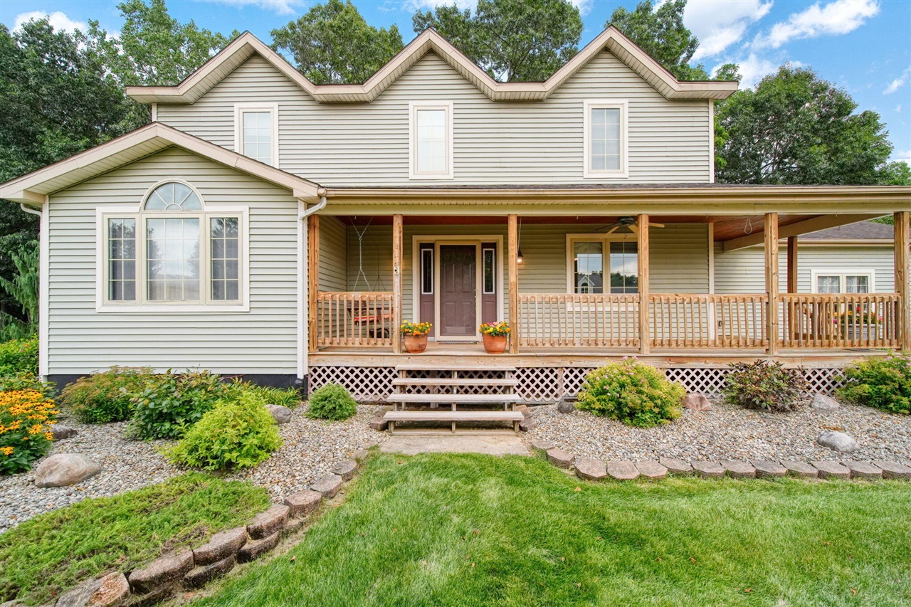 1st image of 4211 Aspen Wy, Jackson, MI 49201 | MLS# 70552290