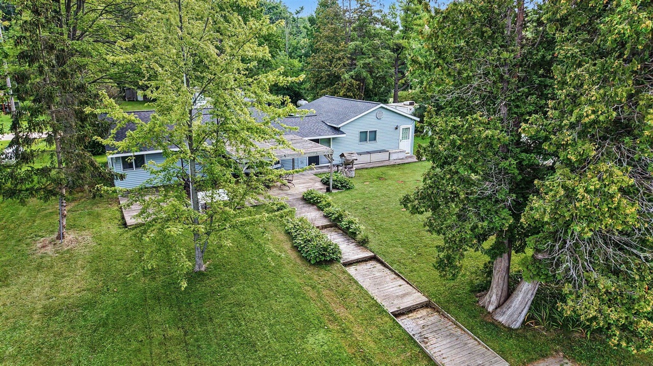 1st image of 2895 S Spring Dr, Fremont, MI 49412 | MLS# 70552291