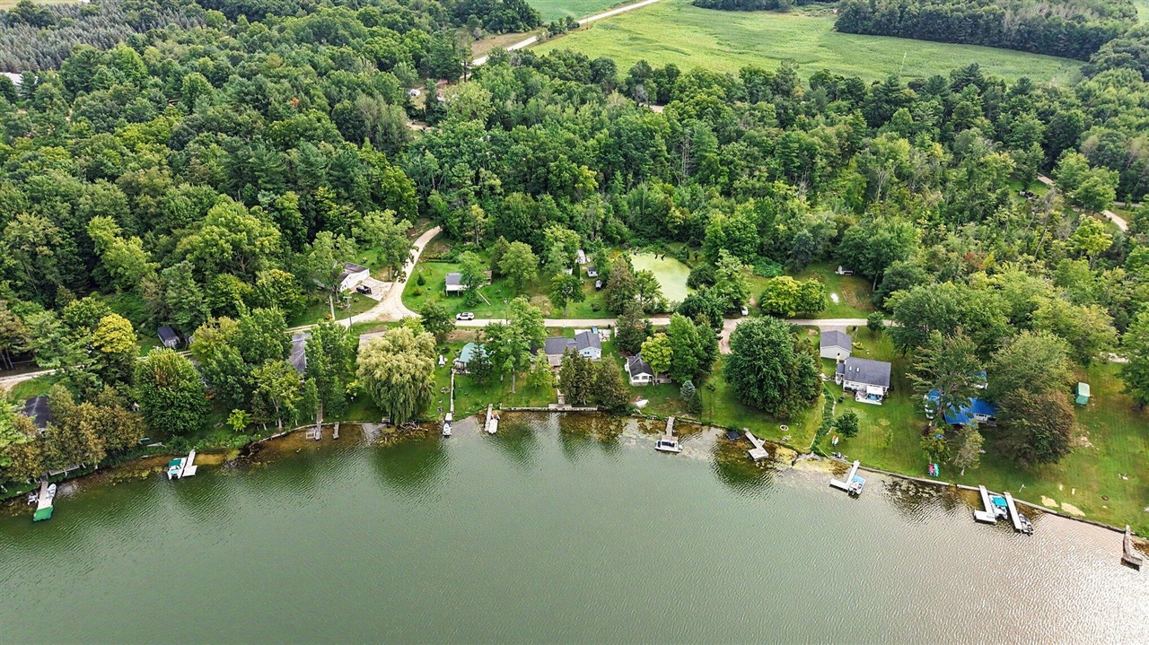 3rd image of 2895 S Spring Dr, Fremont, MI 49412 | MLS# 70552291