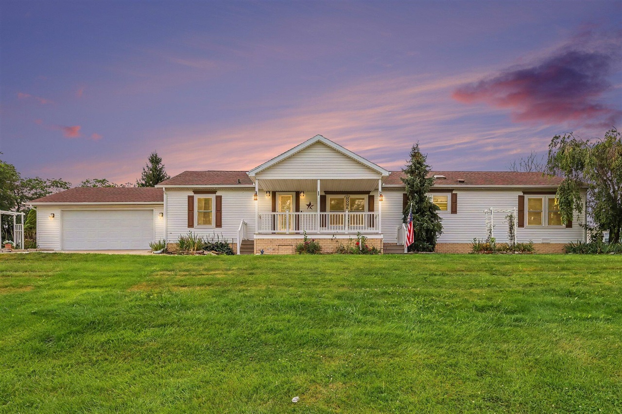 1st image of 1559 Larkmore Ln, Grass Lake, MI 49240 | MLS# 70552294