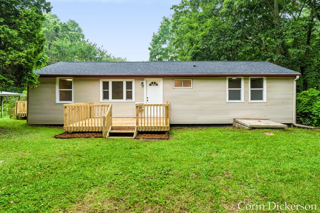 1st image of 13790 Hutchinson Rd, Dowling, MI 49050 | MLS# 70552301