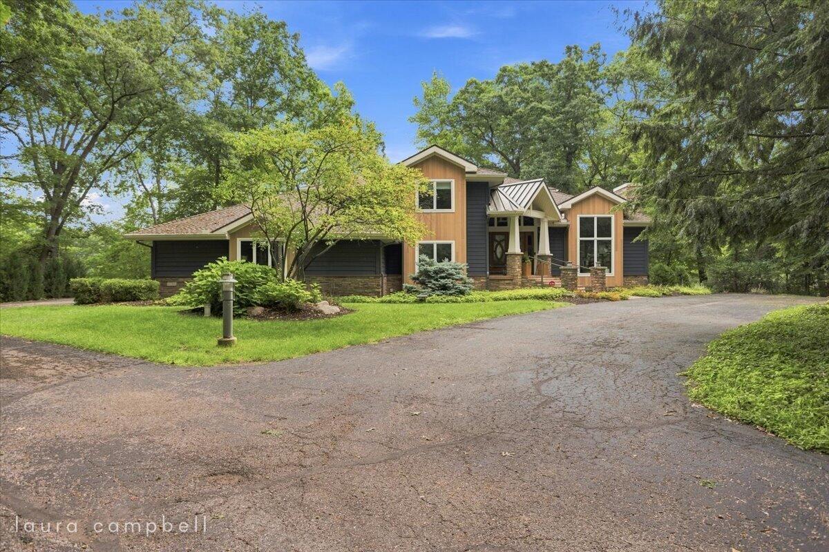 3rd image of 7177 Aqua Fria Ct, Grand Rapids, MI 49546 | MLS# 70552318