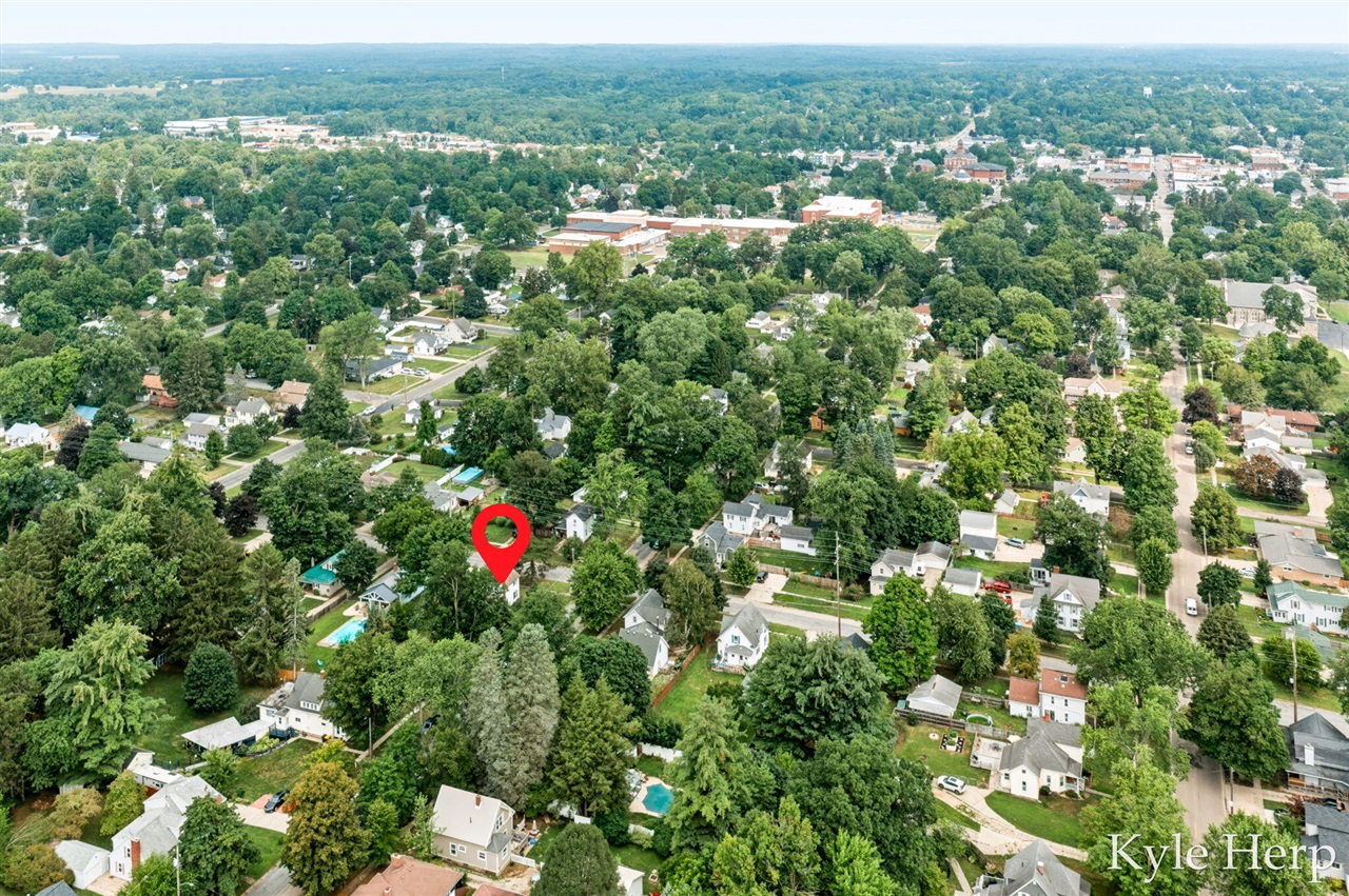 40th image of 204 W South St, Hastings, MI 49058 | MLS# 70552323