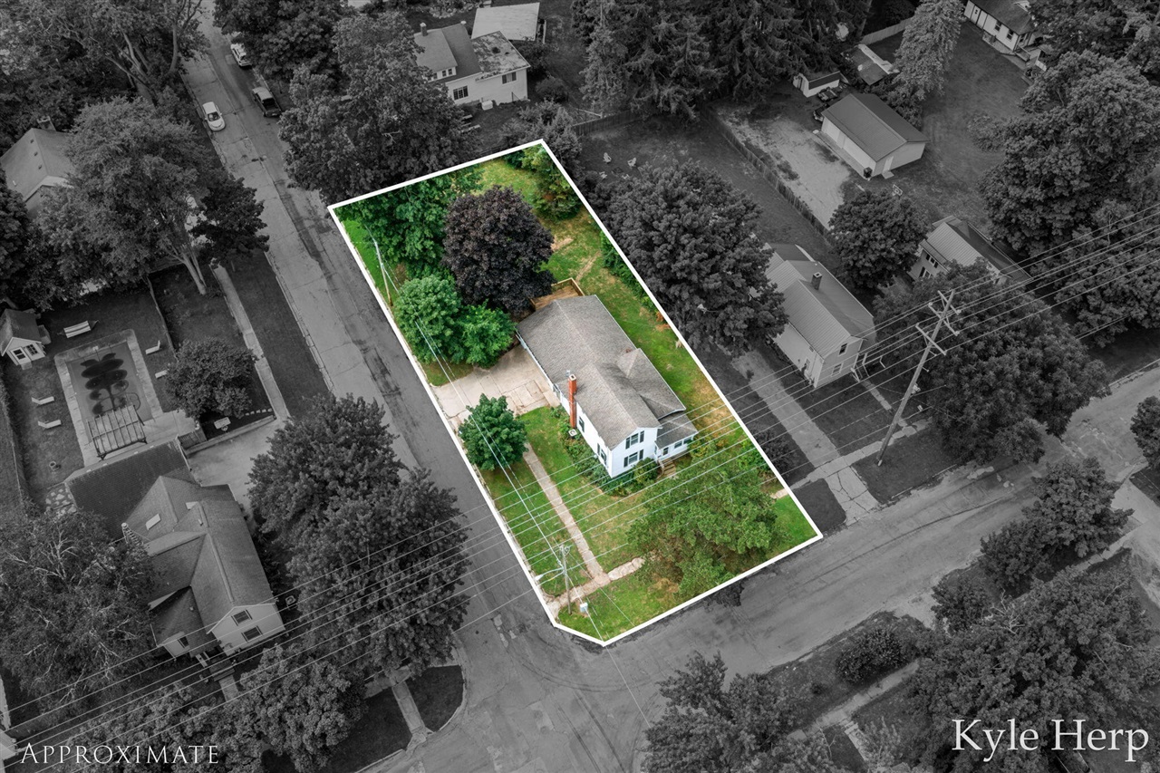 5th image of 204 W South St, Hastings, MI 49058 | MLS# 70552323