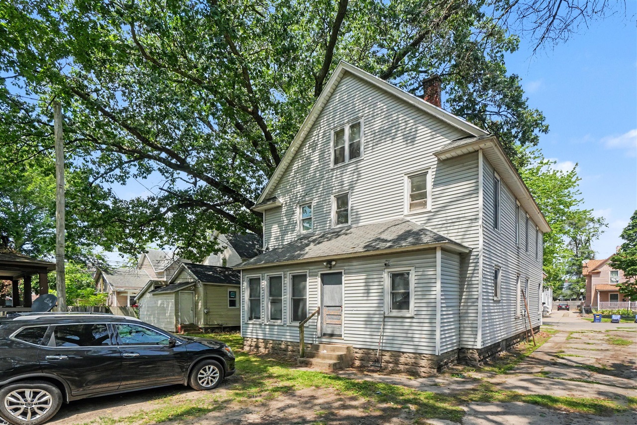 17th image of 106 Stewart St, Grand Rapids, MI 49507 | MLS# 70552343