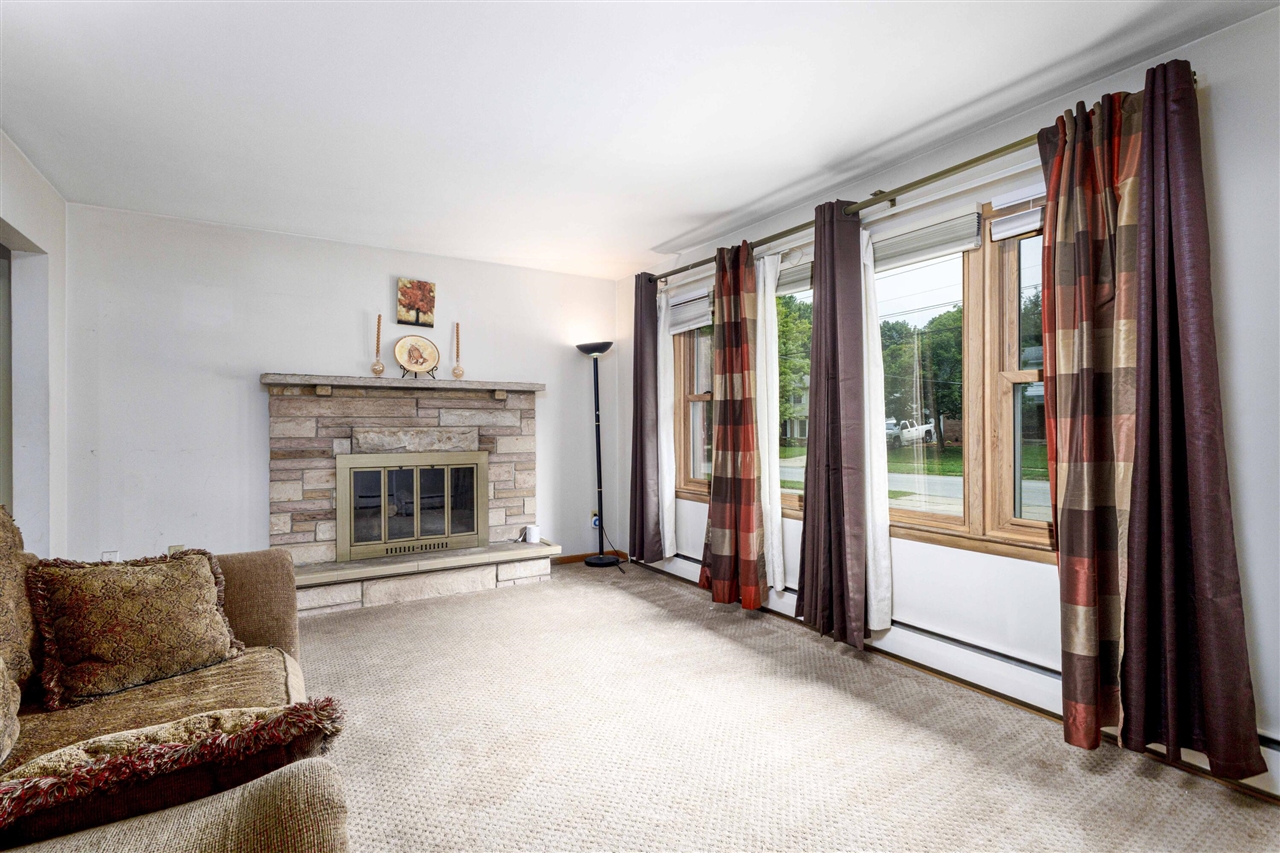 2nd image of 4545 Bonnie Ave, Grand Rapids, MI 49508 | MLS# 70552347