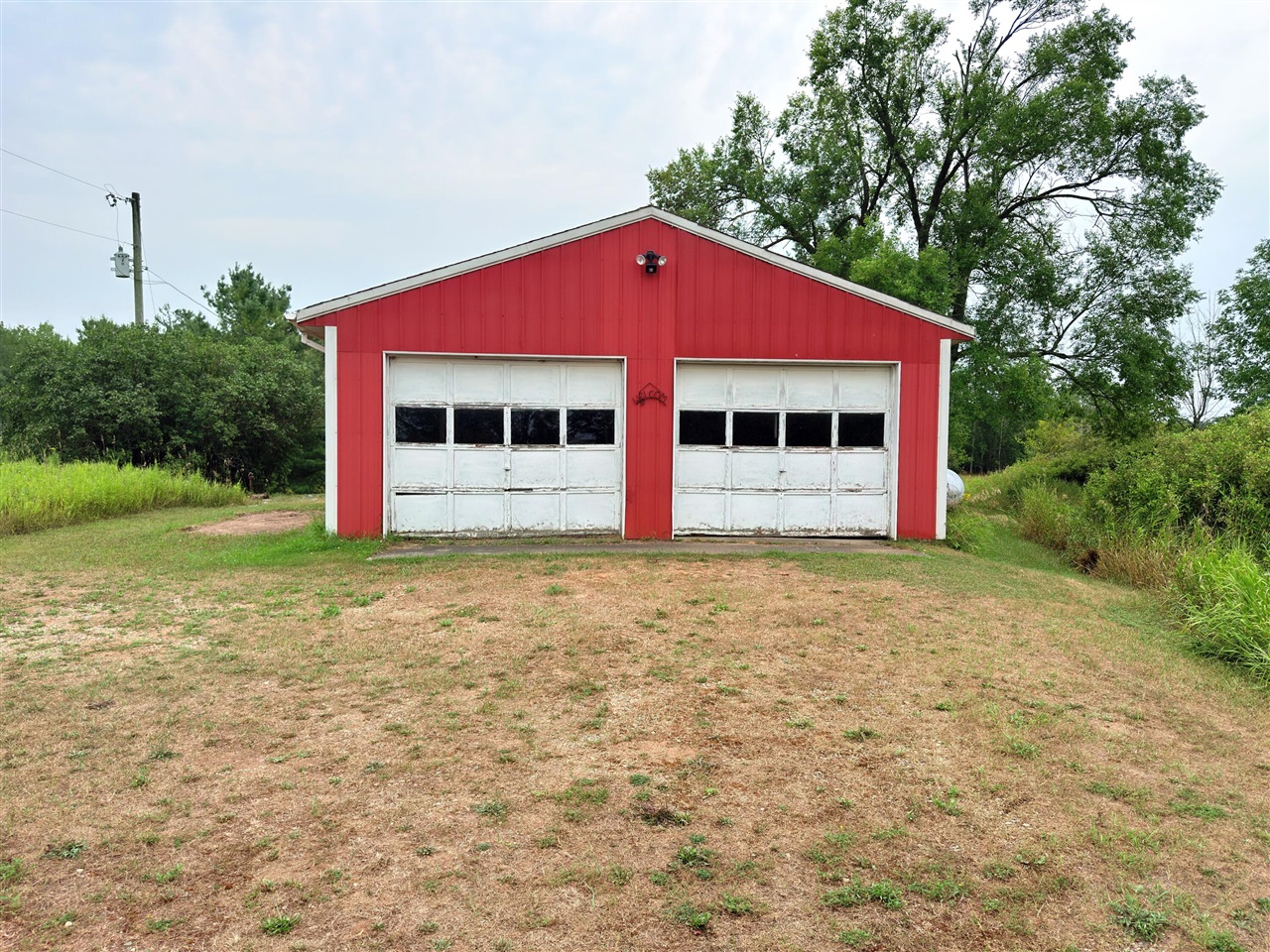 3rd image of 9463 Big Stone Lake Rd, Evart, MI 49631 | MLS# 70552362