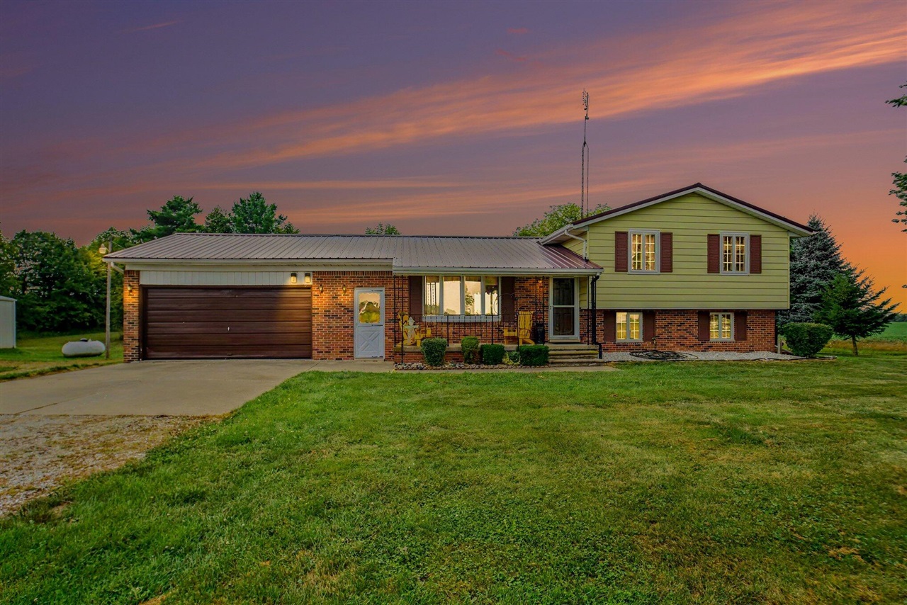1st image of 850 S State Rd, Update, MI 48419 | MLS# 70552368