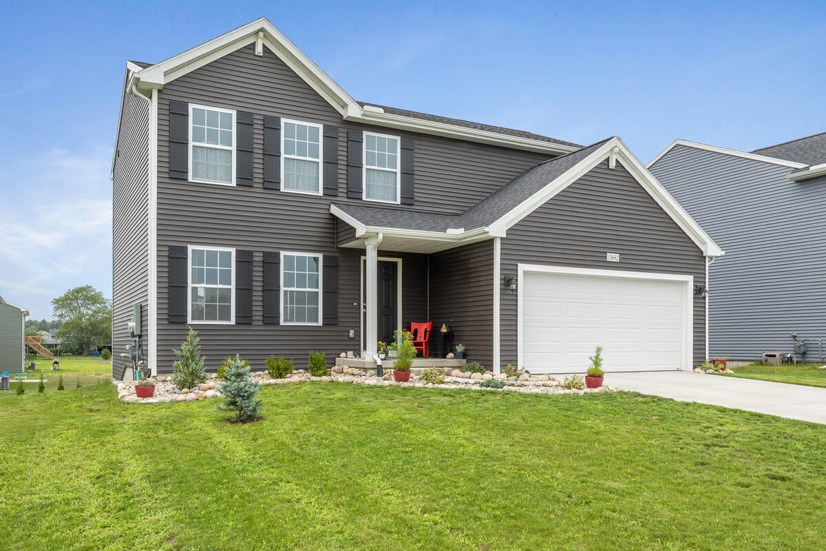 Photo 2 of Single family home for sale at 13662 Oasis Ave, Holland, MI 49424 | MLS# 70552395 | Listing updated on 2026-10-07
