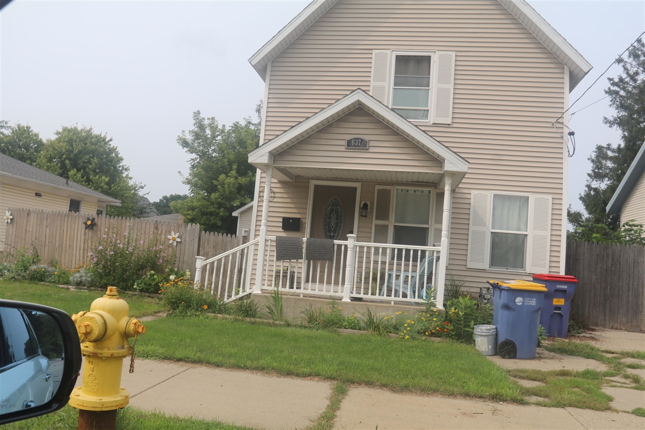 1st image of 637 Leonard St, Grand Rapids, MI 49503 | MLS# 70552402