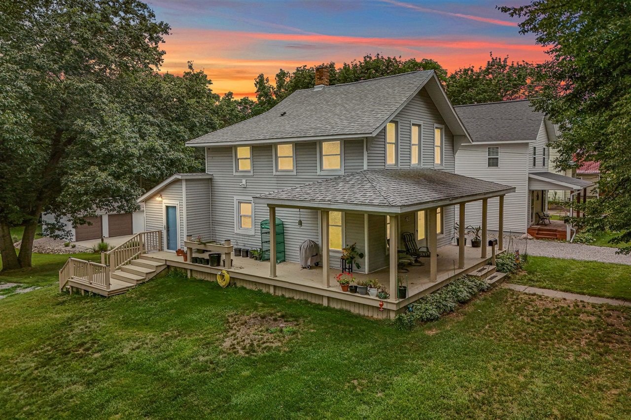 1st image of 48 Marion St, Hillsdale, MI 49242 | MLS# 70552426