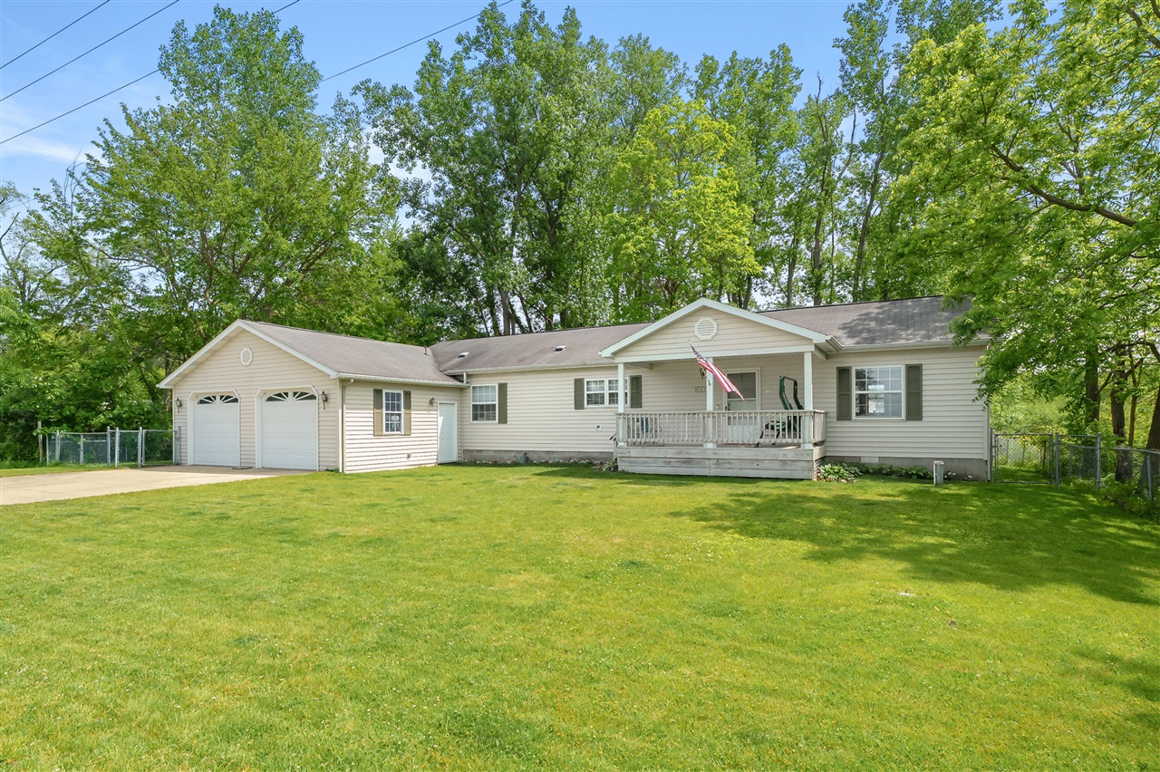 2nd image of 2038 E Bristol Rd, Dowling, MI 49050 | MLS# 70552480