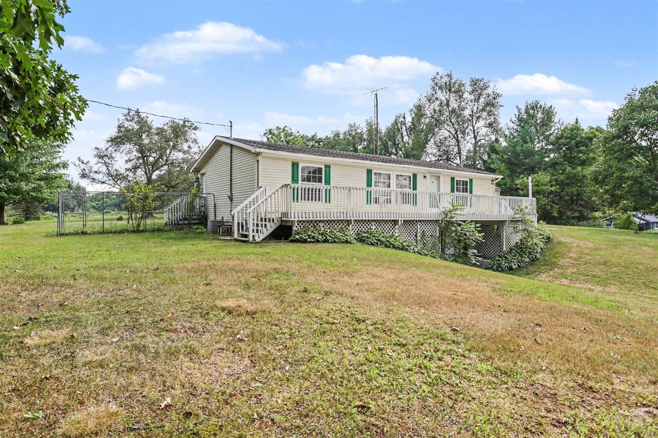 3rd image of 4188 K Dr, East Leroy, MI 49051 | MLS# 70552491