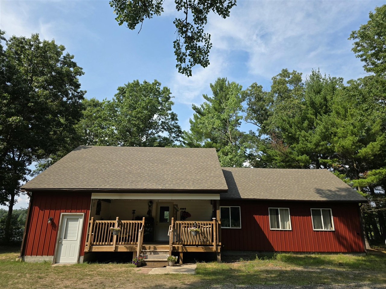 2nd image of 1106 Park Ave, Twin Lake, MI 49457 | MLS# 70552520