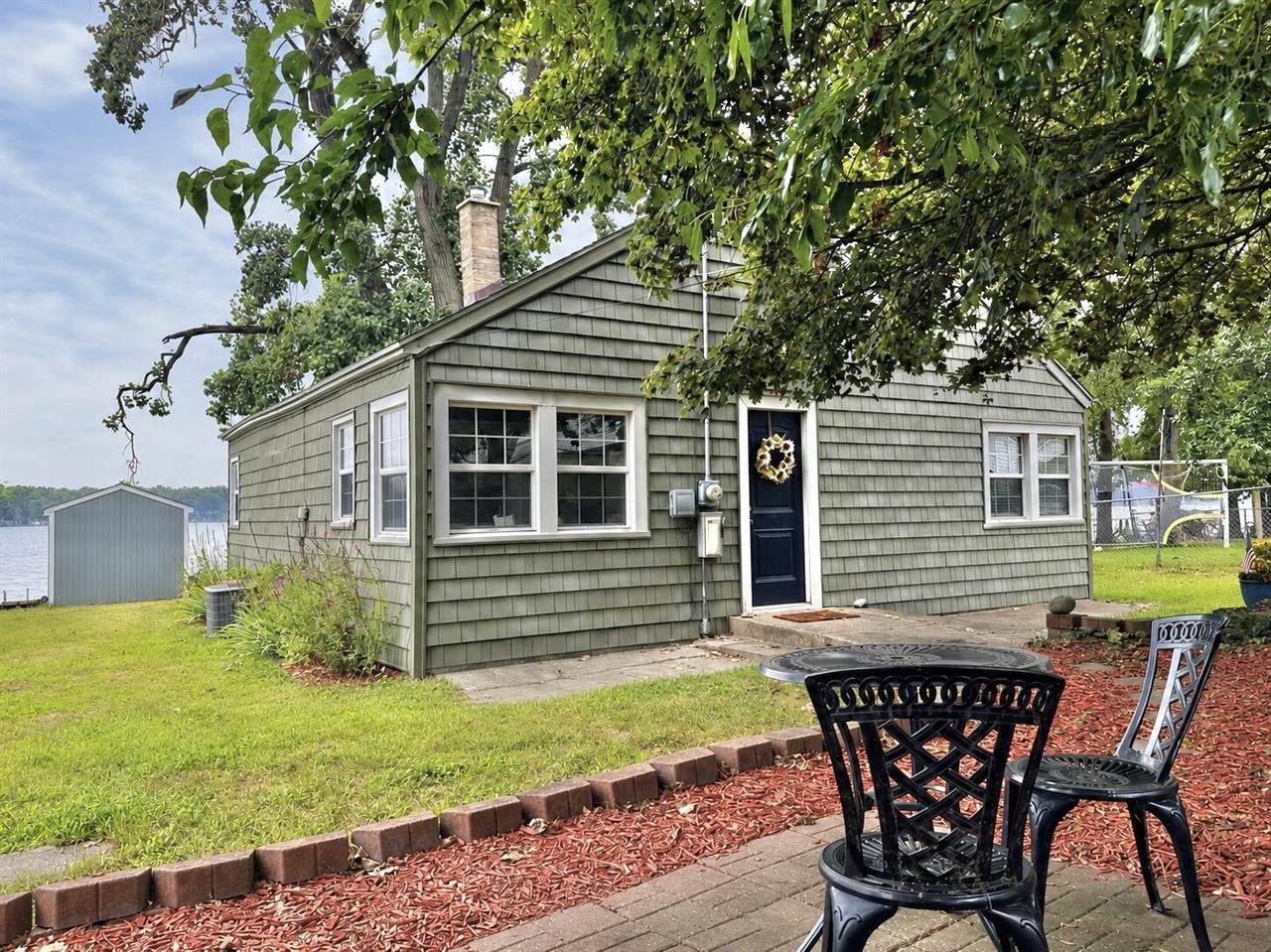 1st image of 1914 Forest Dr, Portage, MI 49002 | MLS# 70552567