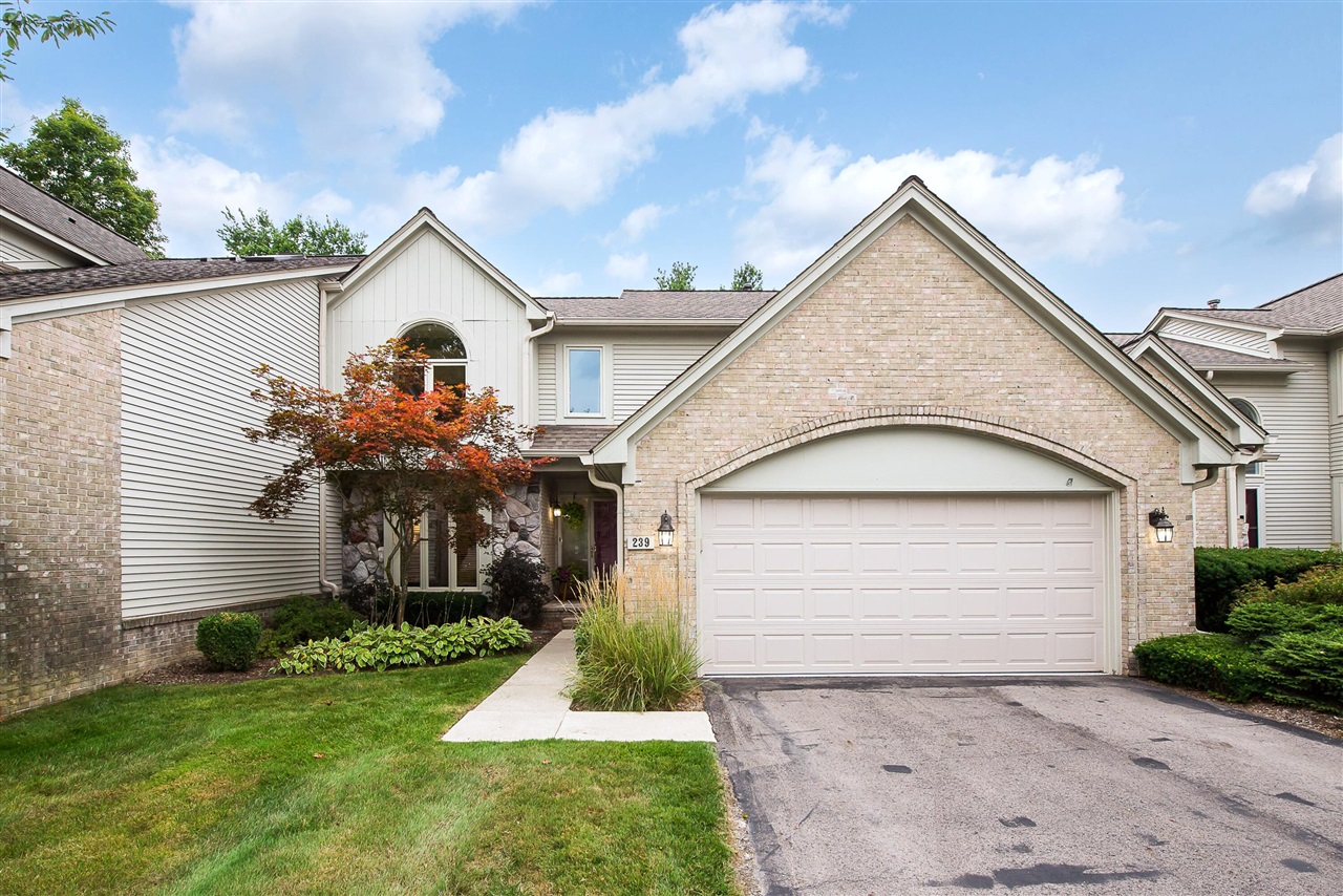 4th image of 239 Saint Lawrence Blvd, Northville, MI 48168 | MLS# 70552576