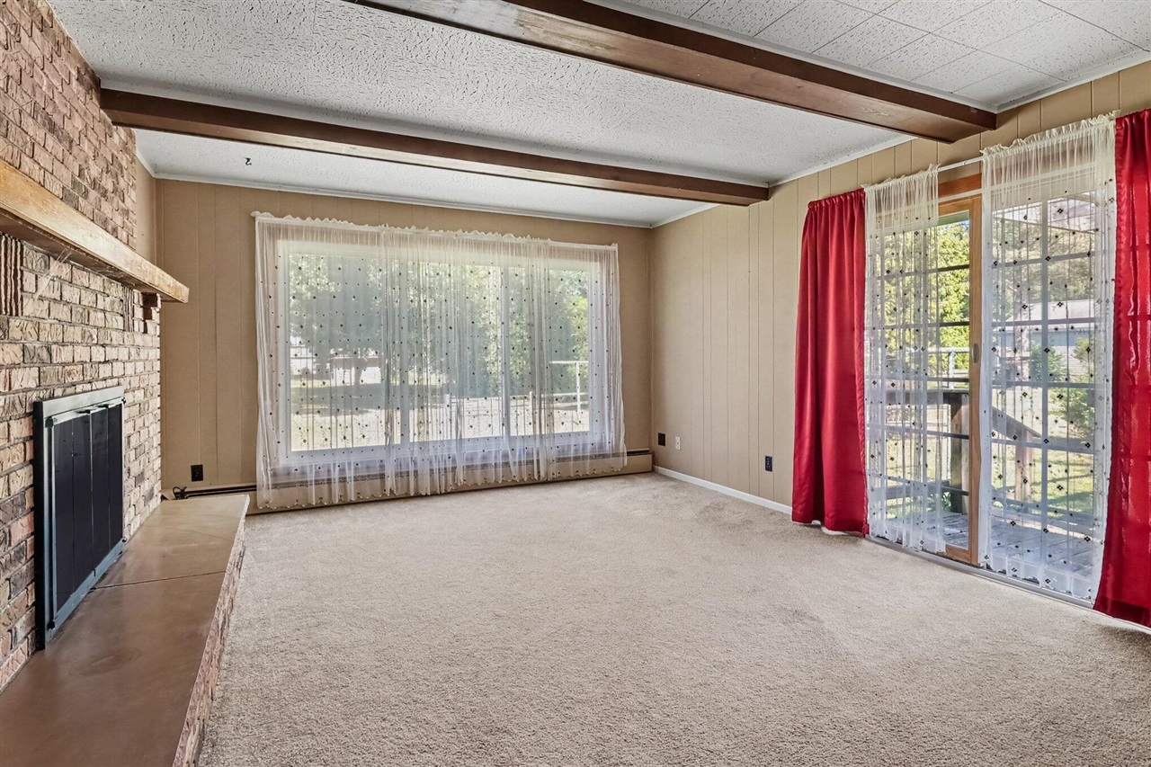 Photo 3 of Single family home for sale at 306 W Beryl St, Scottville, MI 49454 | MLS# 70552599 | Listing updated on 2026-09-03