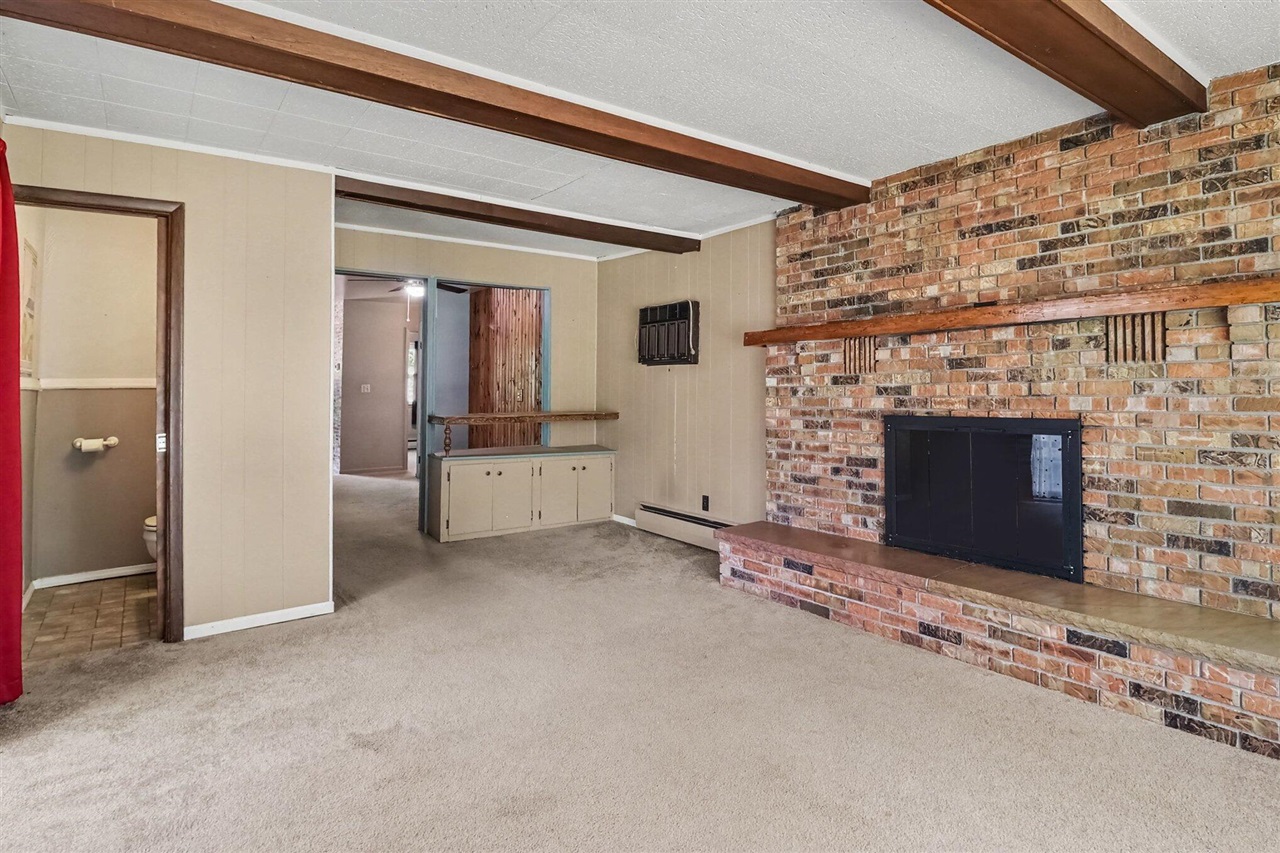Photo 4 of Single family home for sale at 306 W Beryl St, Scottville, MI 49454 | MLS# 70552599 | Listing updated on 2026-09-03