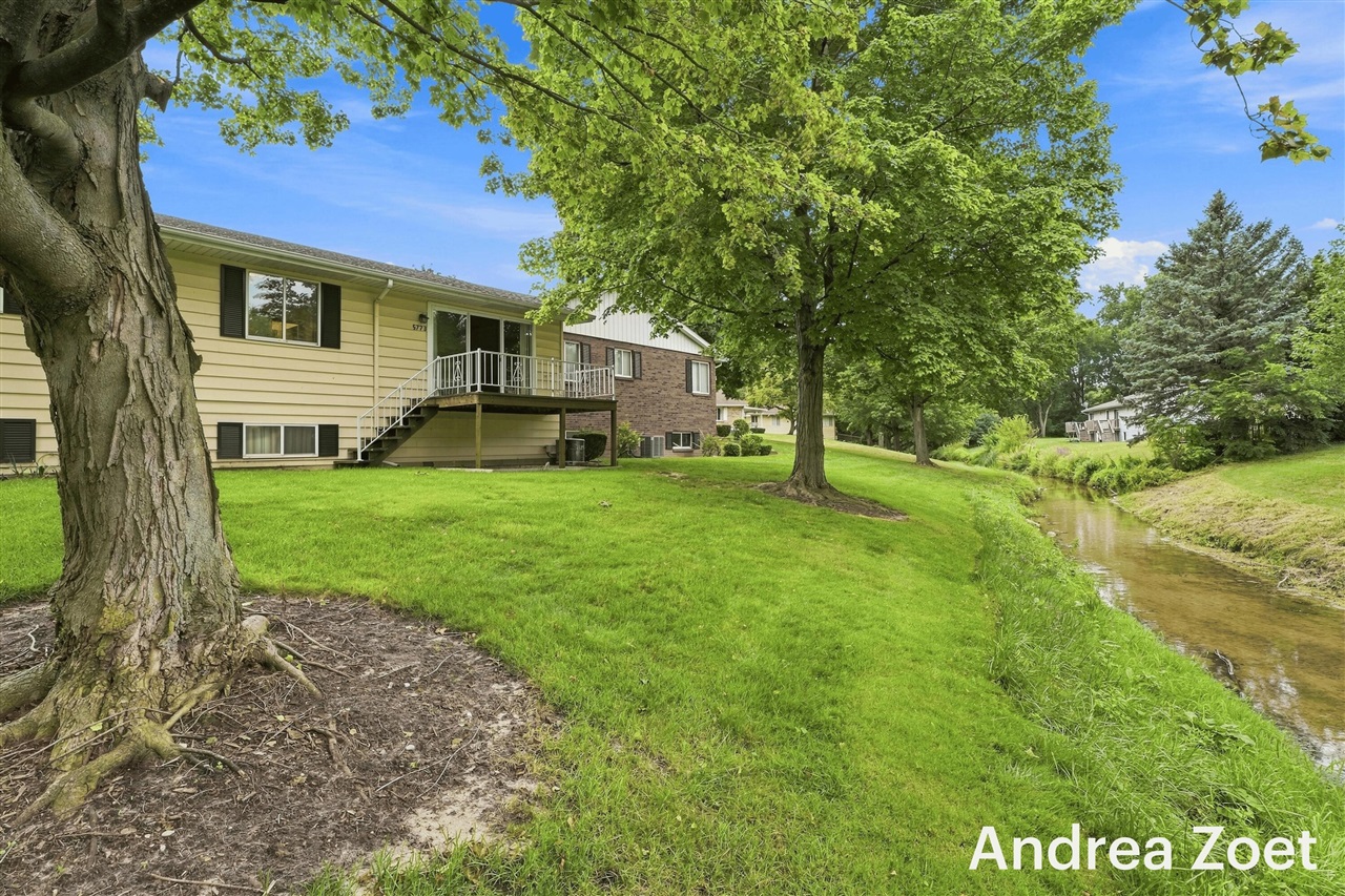 1st image of 5773 Leisure South Dr, Grand Rapids, MI 49548 | MLS# 70552605