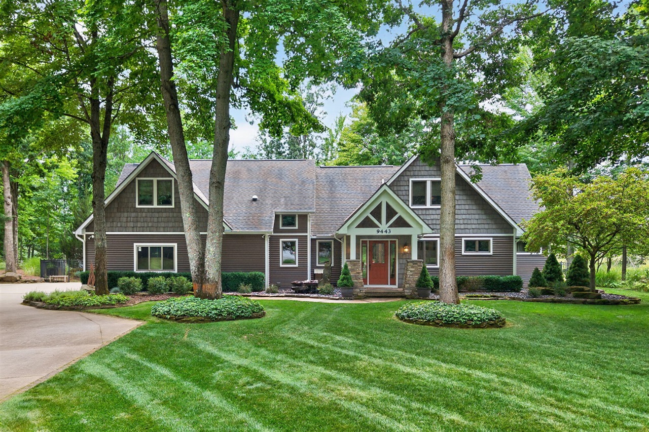 1st image of 9443 Clubhouse Dr, Stanwood, MI 49346 | MLS# 70552612