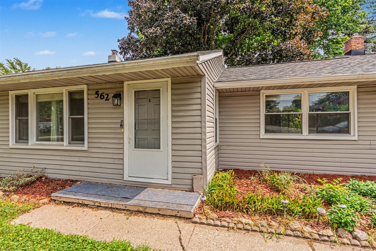 4th image of 562 Brookside Rd, Ypsilanti, MI 48197 | MLS# 70552625