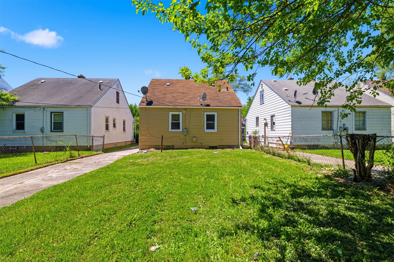 25th image of 6816 Evergreen Rd, Detroit, MI 48228 | MLS# 70552630