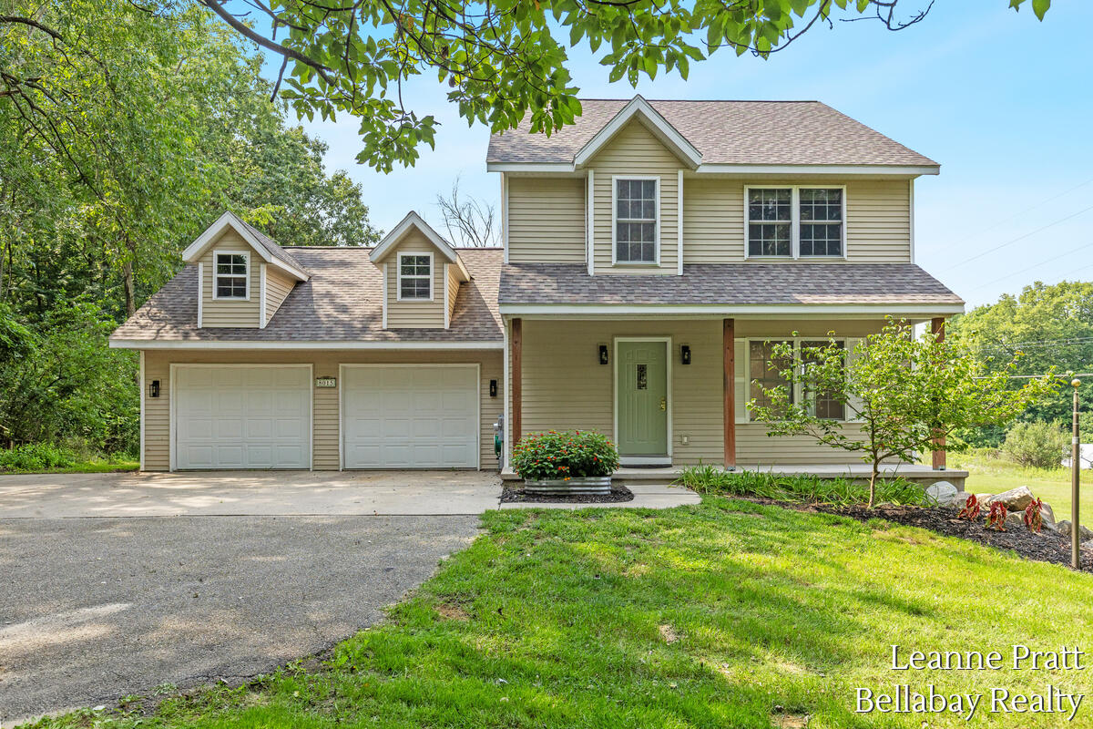 1st image of 8015 Jericho Ave, Rockford, MI 49341 | MLS# 70552647