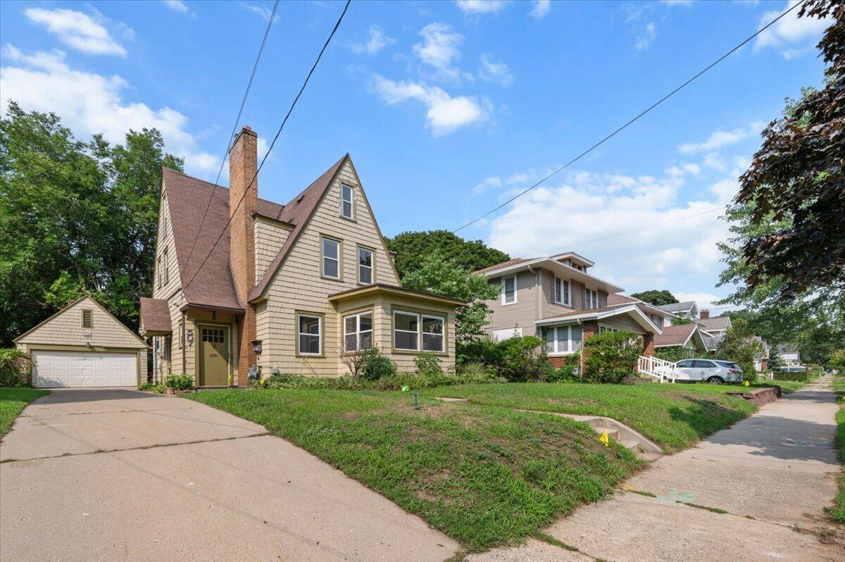 2nd image of 507 Elliott St, Grand Rapids, MI 49507 | MLS# 70552666